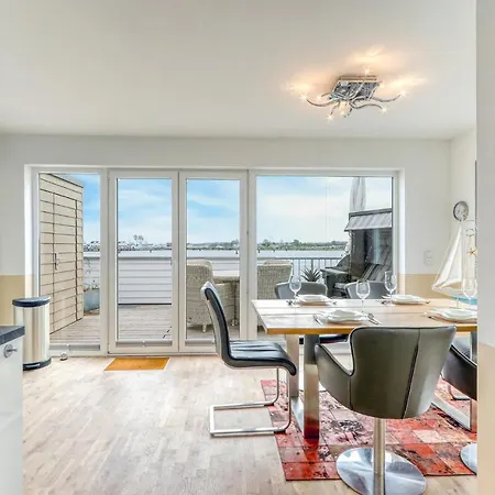 Hafenhaus Am Kaianleger Апартаменты Ольпениц